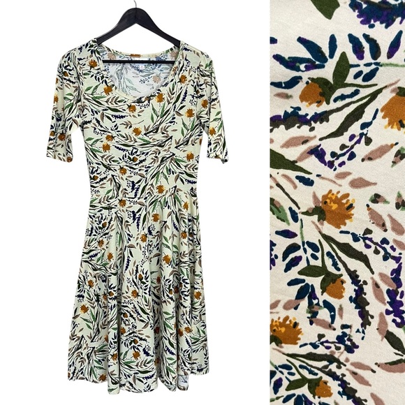 LuLaRoe Nicole Fit and Flare Floral Dress - Size M - Picture 1 of 15